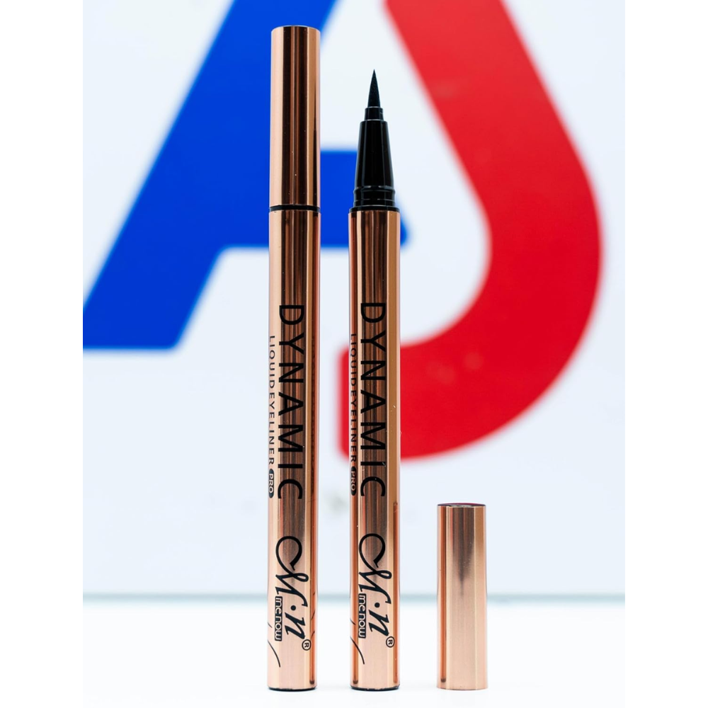 M.N MENOW.PRO black liquid eyeliner in 0.6ml applicator, sleek makeup product with smooth, precise application for bold eye looks.