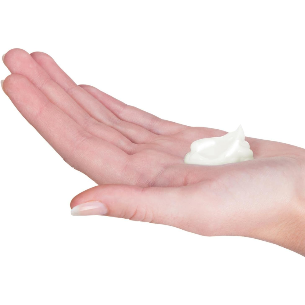 Vaseline Advanced Repair lotion in a 400ml bottle, designed for nourishing and restoring dry, damaged skin.